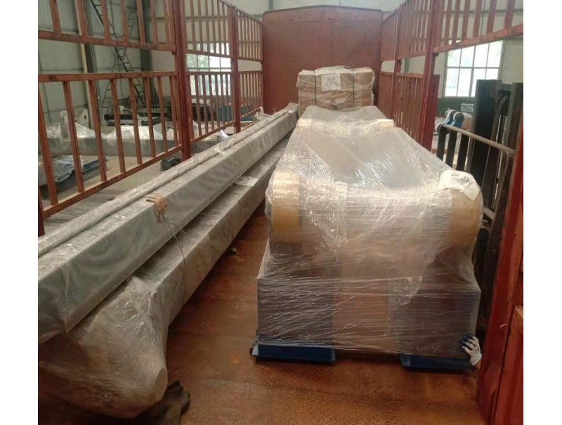 發(fā)往江蘇操作機(jī)滾輪架。。。