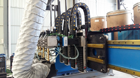 耐磨板堆焊專機(圖4) 1-2004111330334H.png